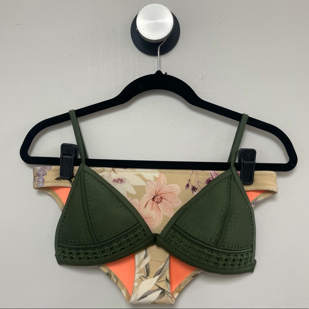 Triangl Bikini